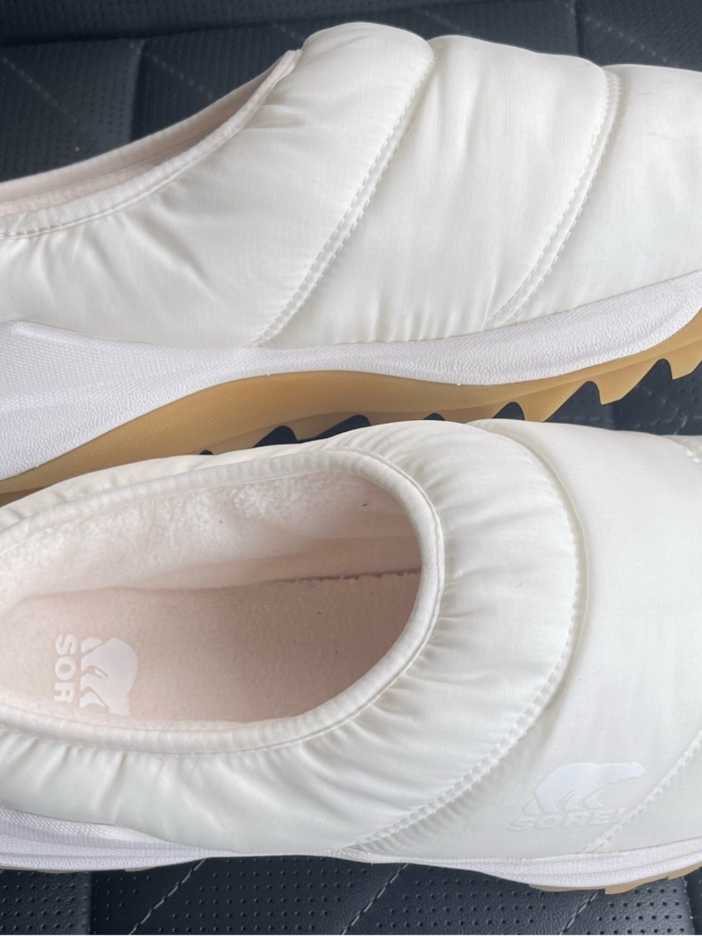 Sorel White Sneakers with Gum Outsoles Sz 9.5